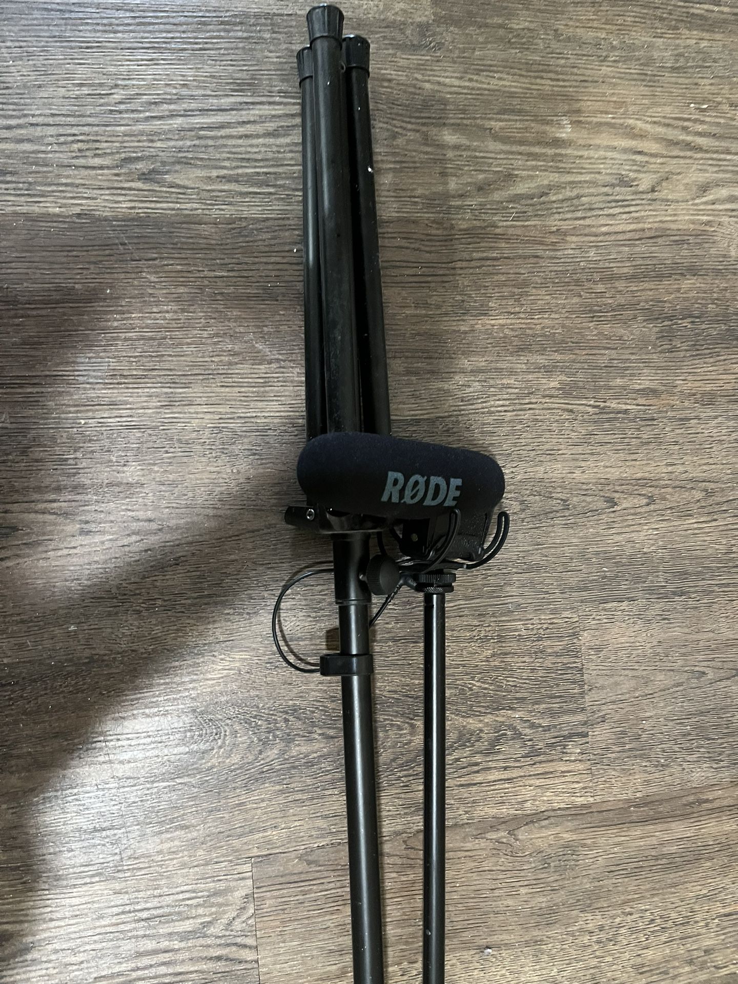 Rode Mic And Stand