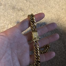 12mm Cuban Link Chain – 18K Gold Plated – 30”