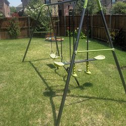 Swing Set For Kids (toddlers)