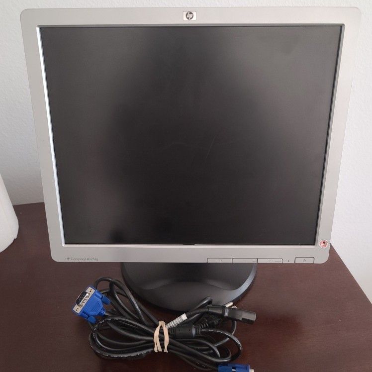 HP Compaq 17 Inch Monitor W/ Stand And VGA Cables