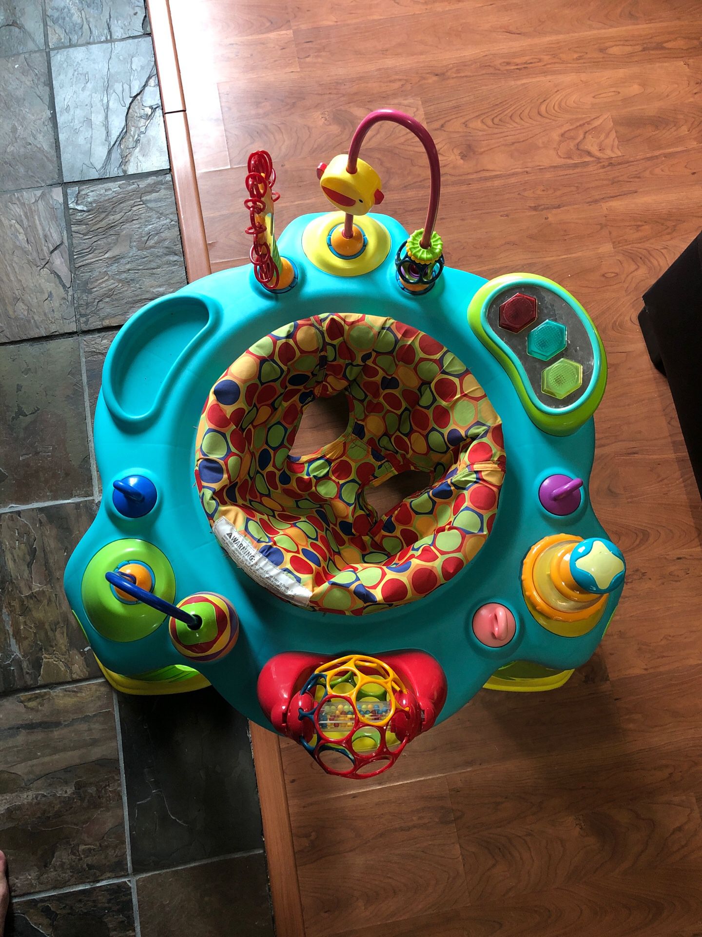 Baby entertainment center/ baby play yard