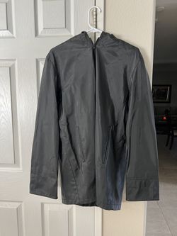 Women’s raincoat black
