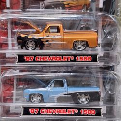 Maisto G-Ridez 2006 Release '87 Chevrolet 1500 C10 Silverado
