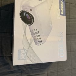 Crenova XPE660 HD TV PROJECTOR