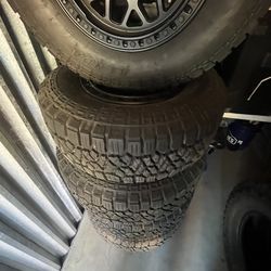 KMC Rims 17”  and Kenda KLEVER tires 285 70R 17