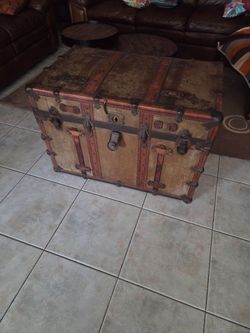 1800' - 1900's San Francisco Made Travelers Chest