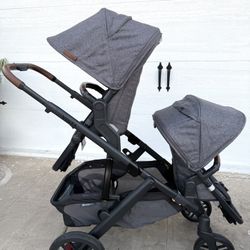 Like new Uppababy vista V2 double stroller and bassinet