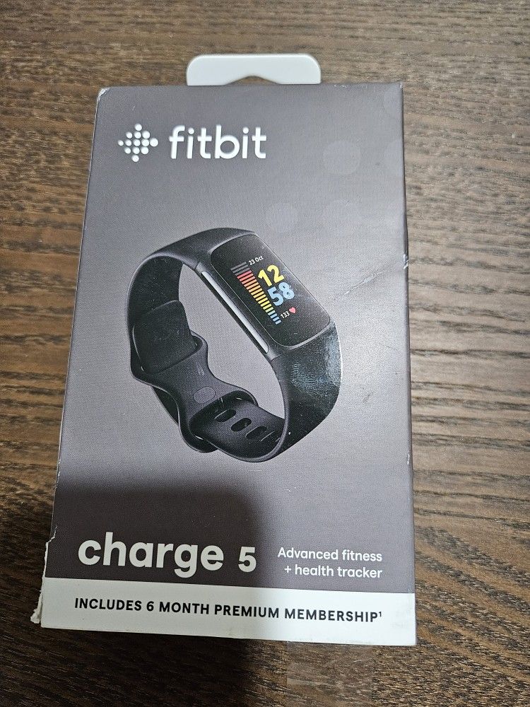 Fitbit Charge 5