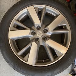 One (1) Pathfinder 20” Wheel