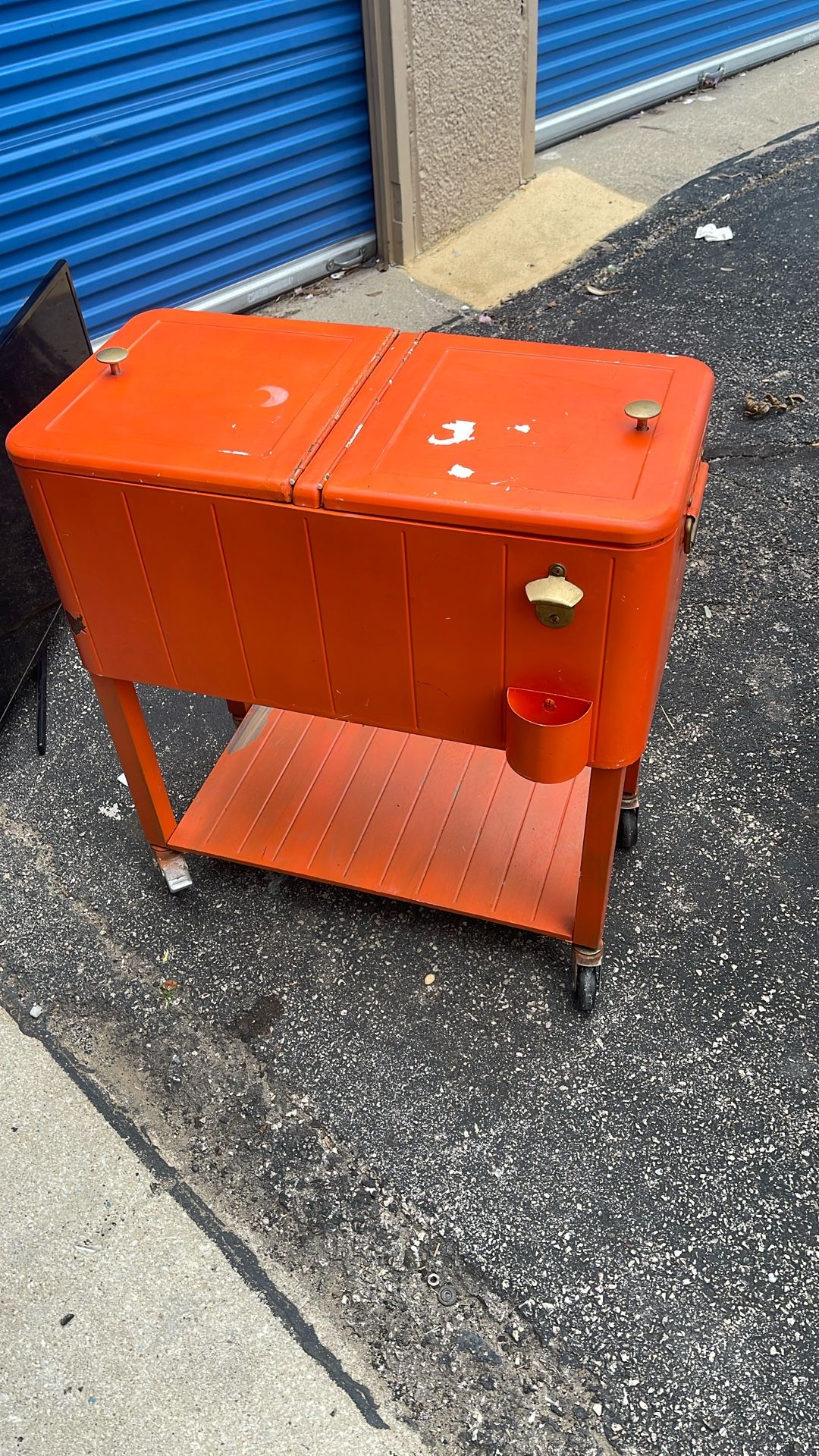 Cooler