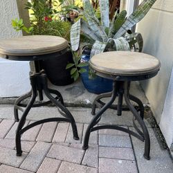 2 Chairs