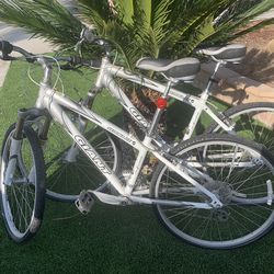 Bikes - Giant Sedona DX $200.