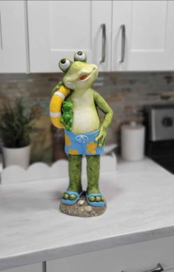 3449#🦀21 x 9" Frog*statue in a bathing suit