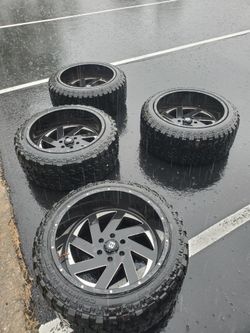 Wheels 22x12 an tiree 6x5.5 bolt 🔩 pattern 6x139.7 chevy silverado avalanche toyota sequoia  toyota 4 Runner mas 🚗 car