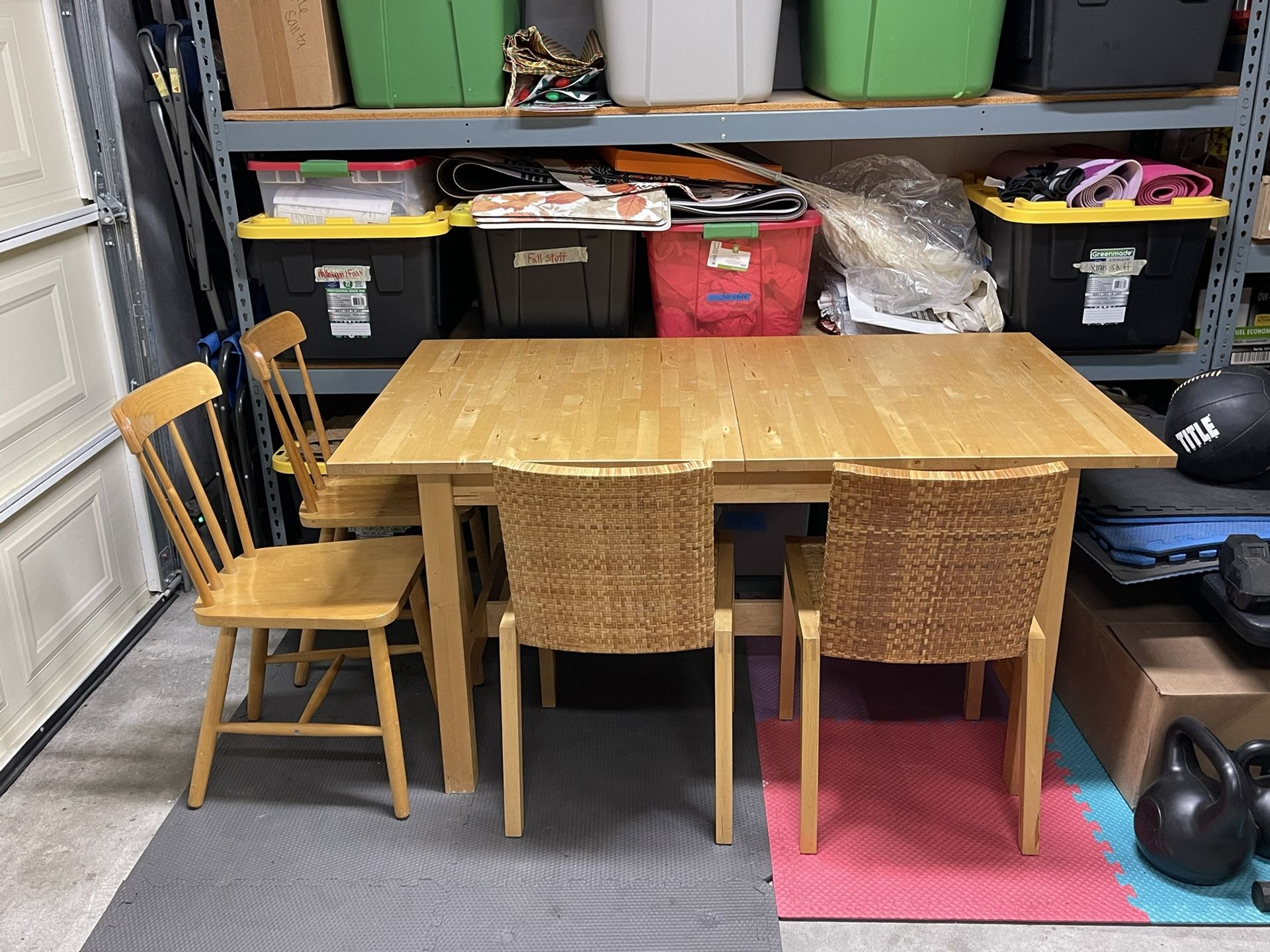Dining Table & Chairs Set