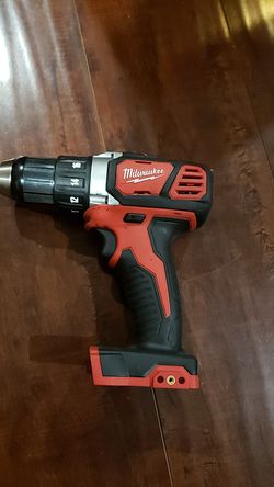 Milwaukee drill 18 v