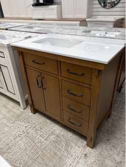 Bathroom cabinet