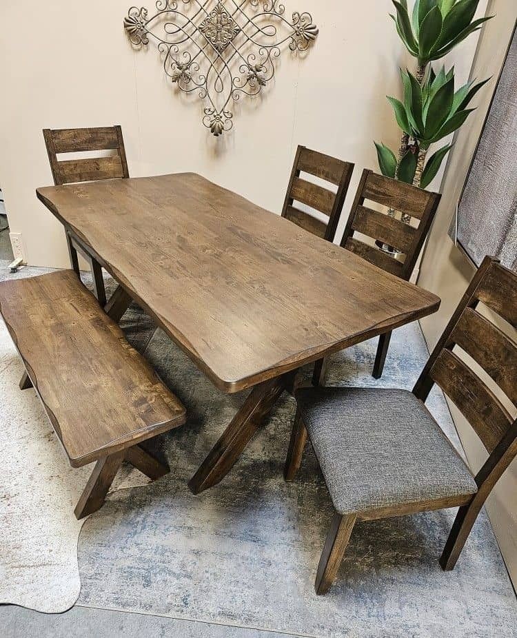 Dining set for sale. Ask for price.