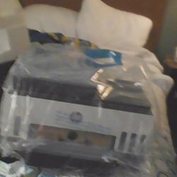 Hp Smart tank new brand new with ink