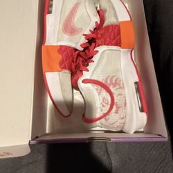 Men’s Lebron’s Basketball Shoes Size 11