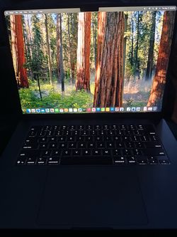 MacBook  Air 15 inch