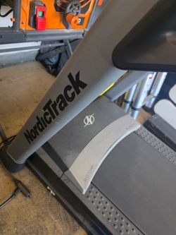 Nordictrack elite 700 treadmill