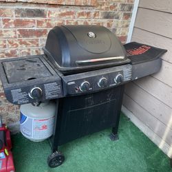 Bbq Grill Used With Propane Tank For Free 