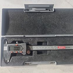 SPI 6" ELECTRONIC DIGITAL CALIPERn