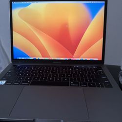 MacBook Pro 2017 500gb Hdd