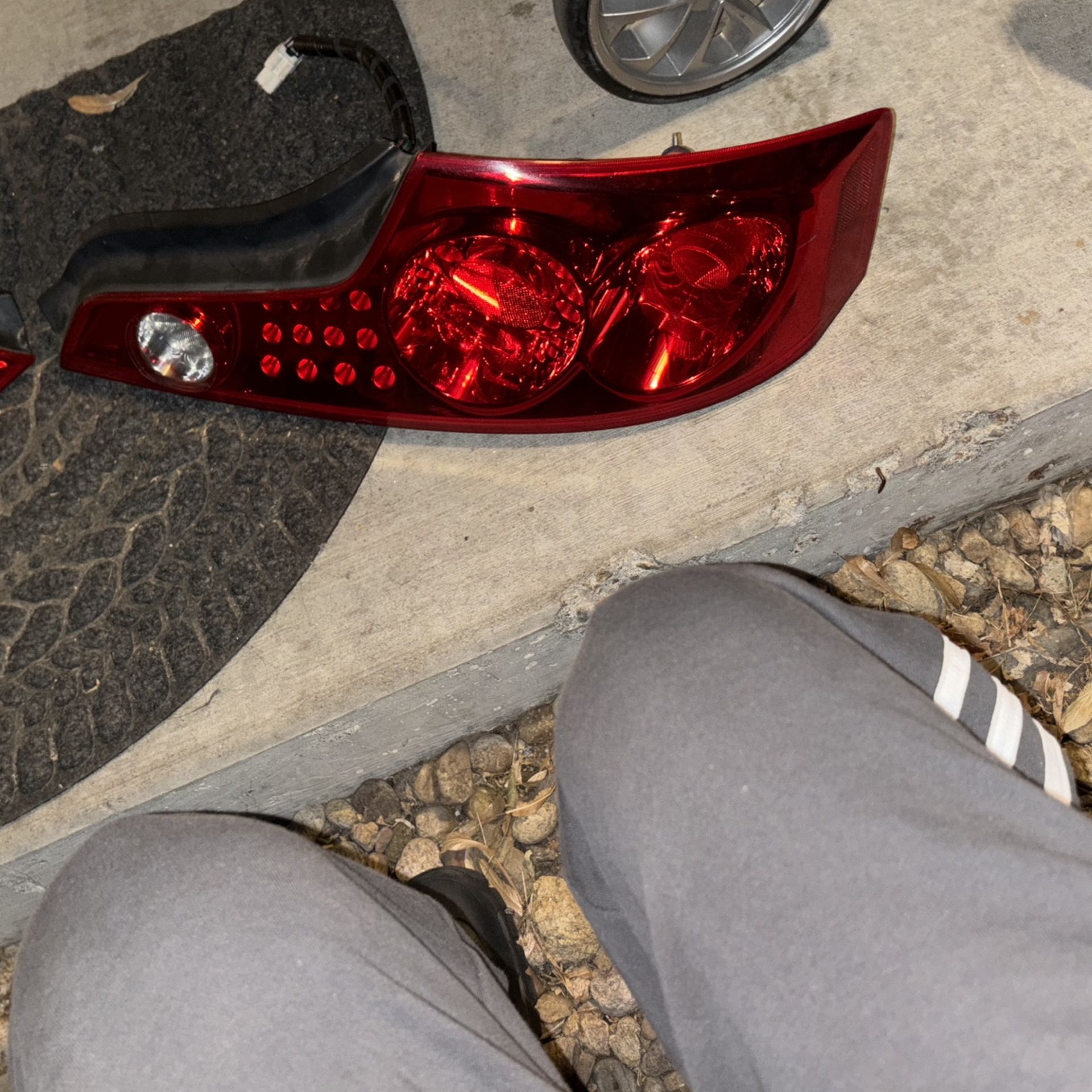 Rear Tail Lights For Infiniti G35 ‘06””