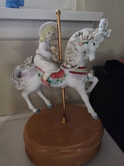Musical carousel