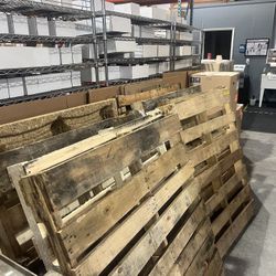 Free pallets-Redwood City