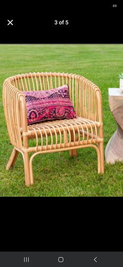 Accent chair