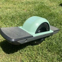 One Wheel Pint, Maybe 20-30 Miles Only $550