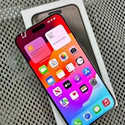 Apple 15 Pro Max 