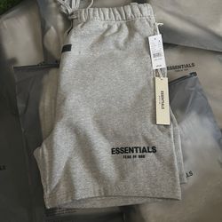 Dark Oat essential Shorts