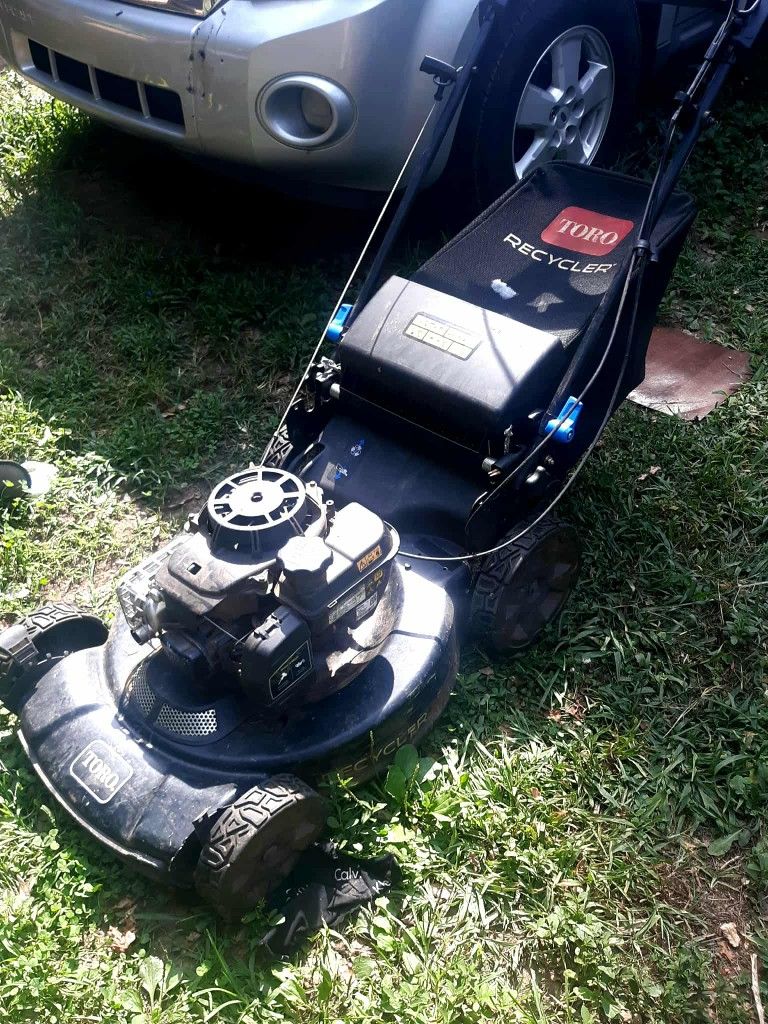 Toro Lawn Mower 163cc Self Propelled Nice