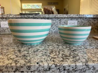 Set of Ceramic Nesting Bowls