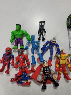 Lot Of 9 Marvel Comics Avengers Action Figure Doll Toys!!!