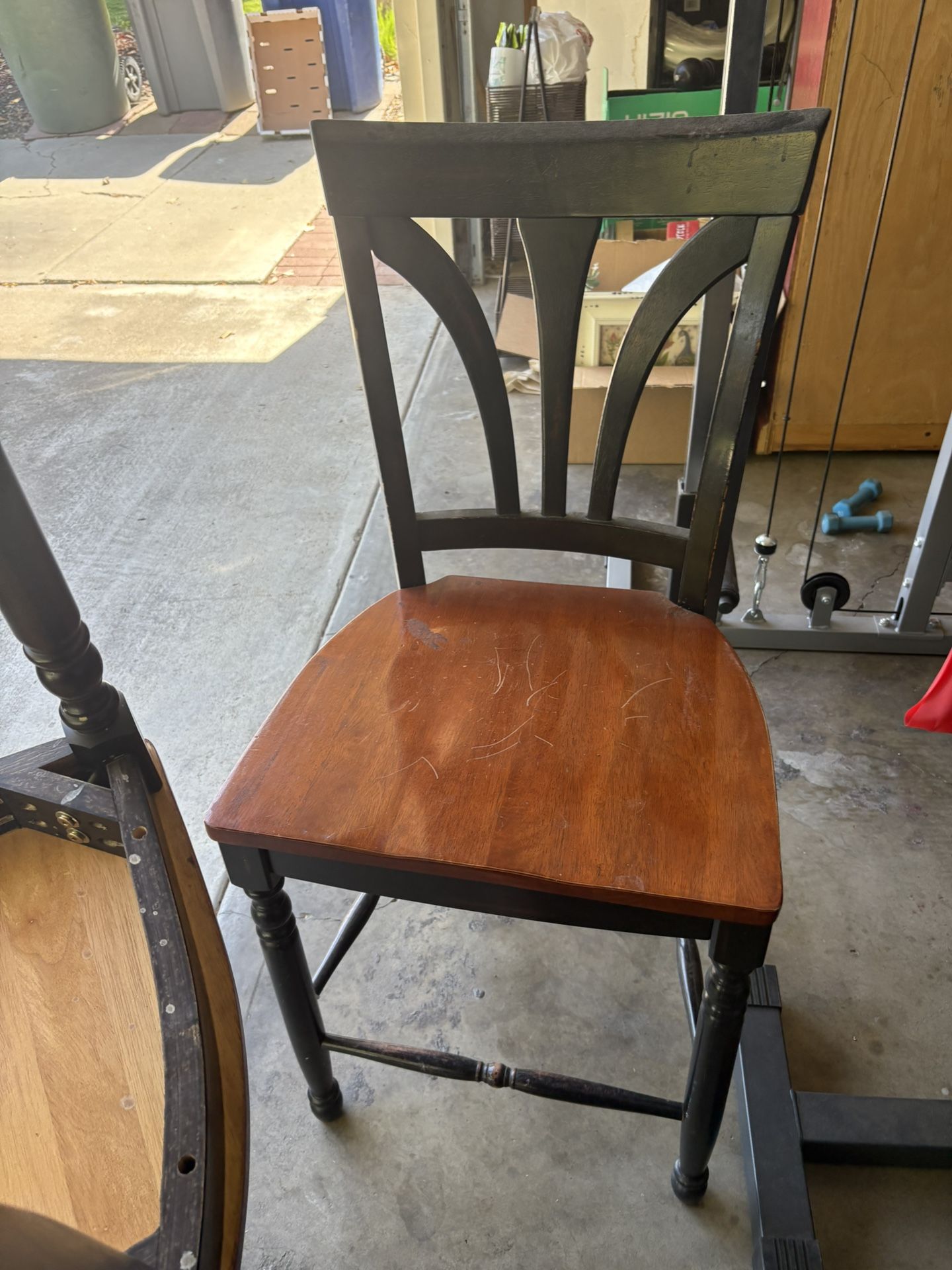 2 Chairs