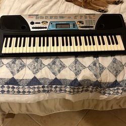 Yamaha Electric Keyboard PSR-170
