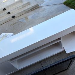 White Tv Stand 