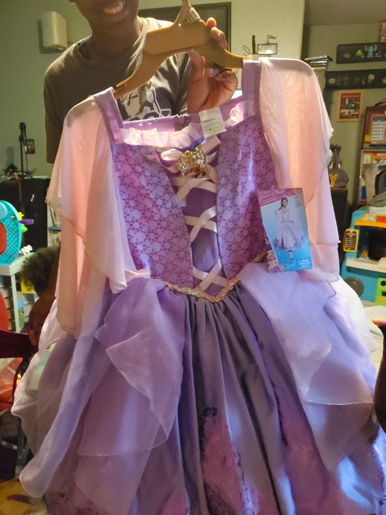 Rapunzel costume