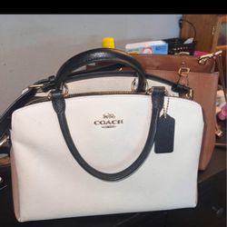 Coach Black And White Purse 