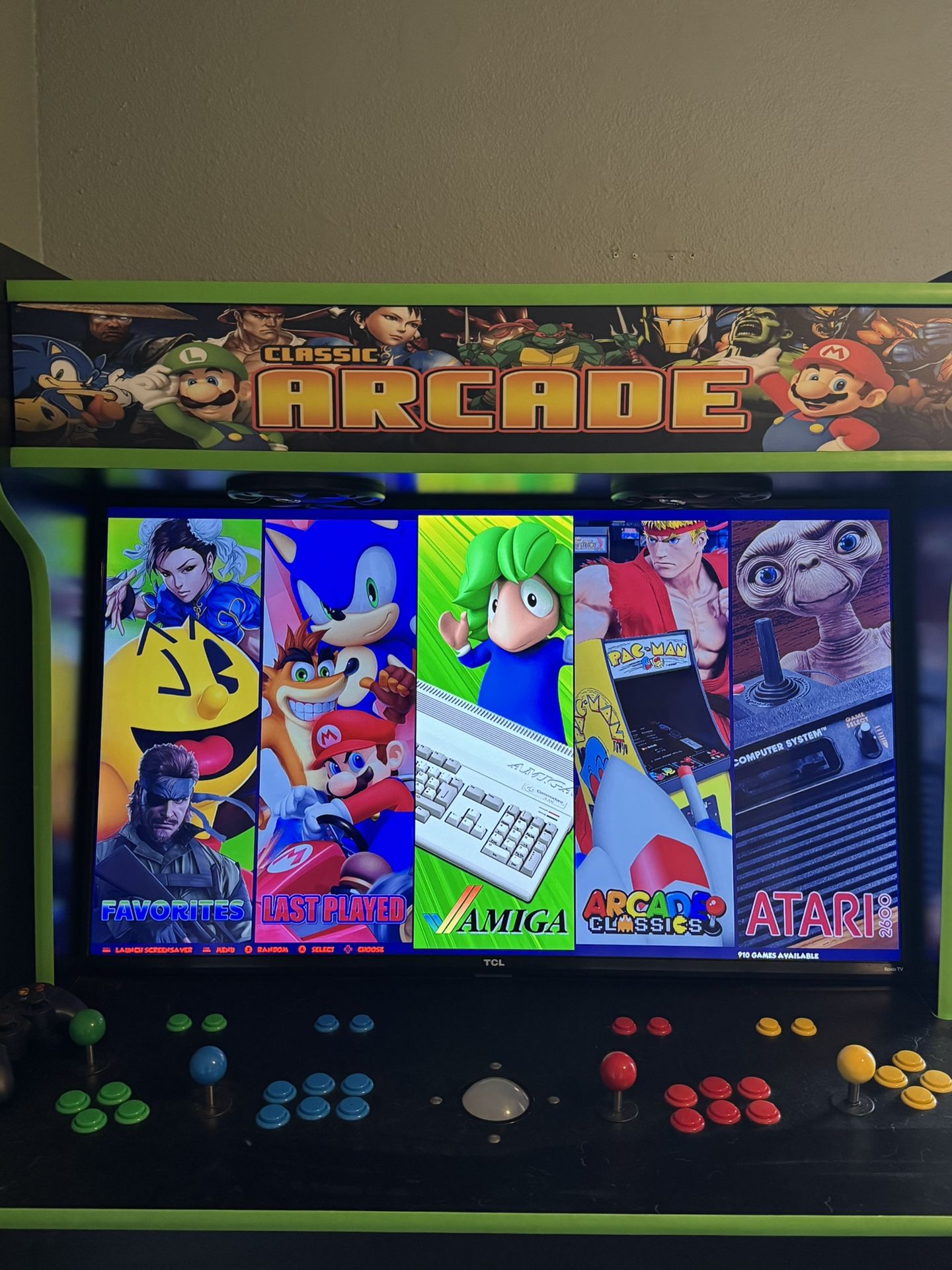 TAG Retro Arcade | 43" TV 4 Player