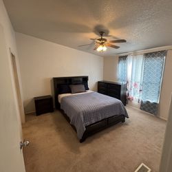 Queen Sizes Bedroom Set