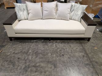 Sofa.