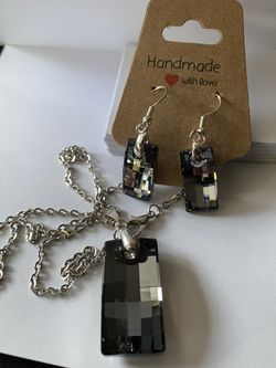 Necklace Earrings Set