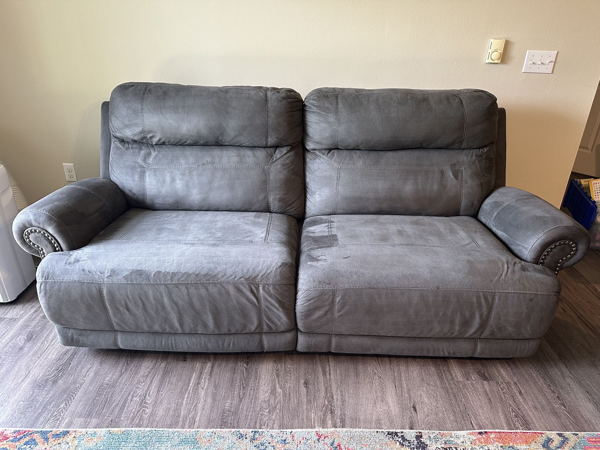 Gray Reclining Sofa *pick-up between 7/19-7/29*
