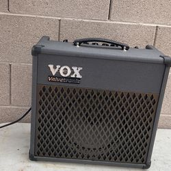 VOX AD15VT-LX Modeling Guitar Amplifier 